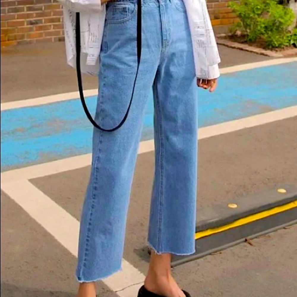 Shein DAZY Solid Raw Hem Straight Leg Jeans